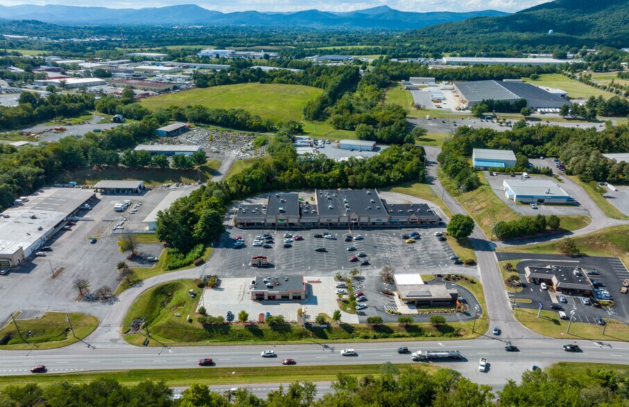 3422-3424 Orange Ave NE, Roanoke, VA à vendre - Photo de l’immeuble – Image 2 sur 9