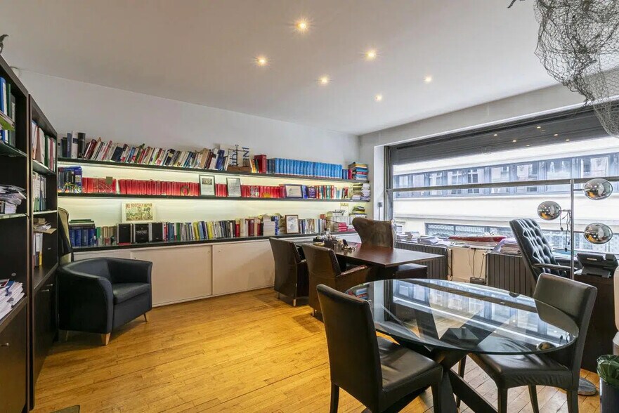 Bureau dans Paris à louer - Photo de l’immeuble – Image 3 sur 22