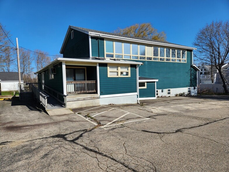 13 Church St. Hall Building St, York, ME à louer - Photo principale – Image 1 sur 9
