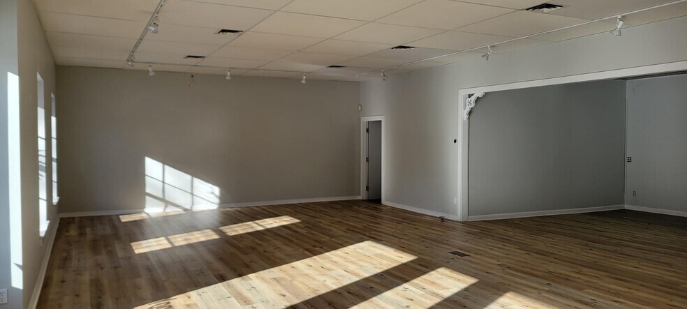 483 Depot St, Manchester Center, VT à louer - Photo de l’immeuble – Image 2 sur 4