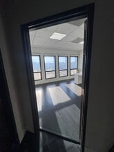 22750 Hawthorne Blvd, Torrance, CA à louer Photo intérieure– Image 1 sur 3