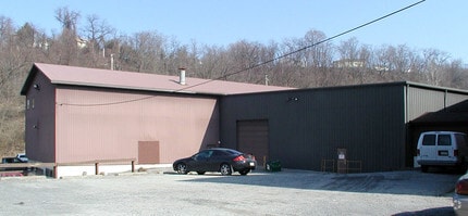 130 Entrance Dr, New Kensington, PA à louer Autre– Image 1 sur 1