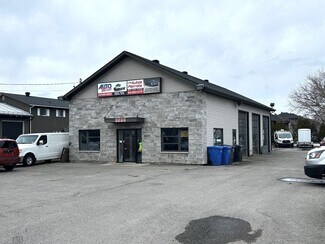 Plus de détails pour 3235 Ch D'oka, Sainte-Marthe-sur-le-Lac, QC - Local commercial à vendre