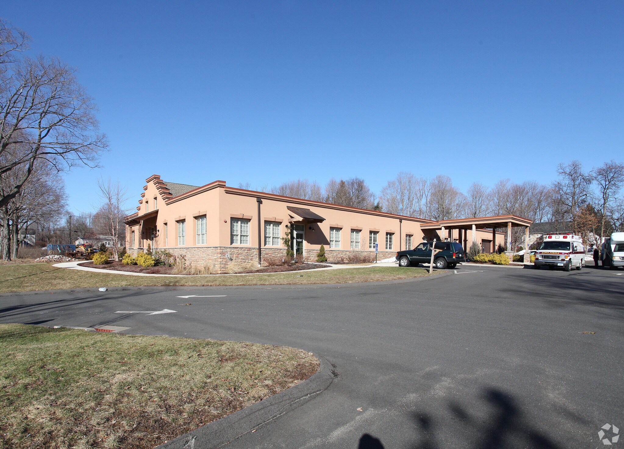 341 West St, Southington, CT à vendre Photo principale– Image 1 sur 10