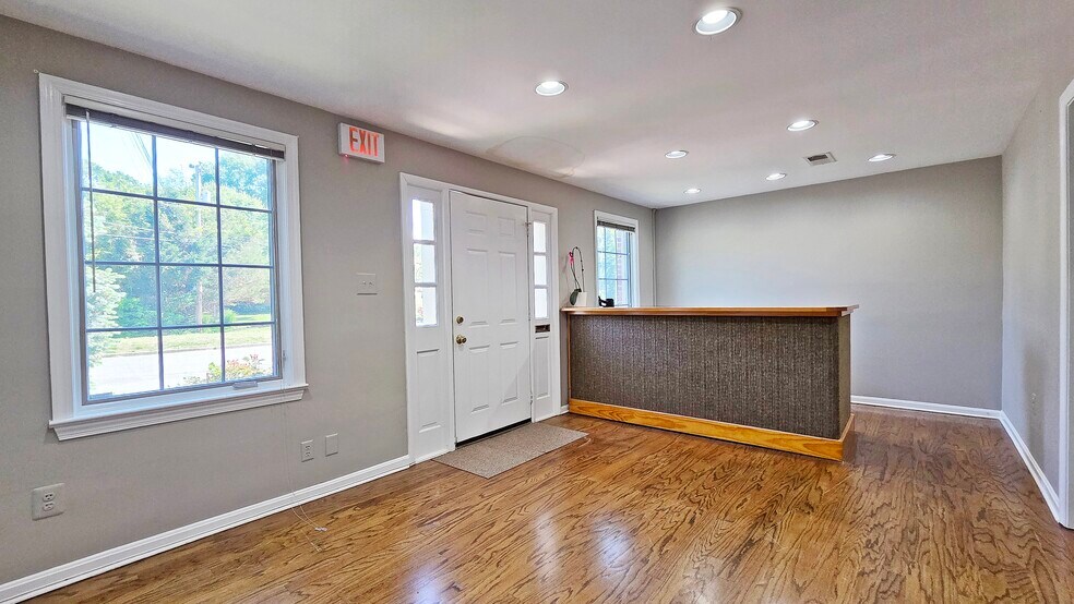 1300-1302 Lafayette Dr, Alexandria, VA à louer - Photo de l’immeuble – Image 3 sur 16