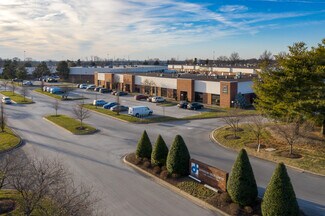 Plus de détails pour 3600 Chamberlain Ln, Louisville, KY - Local d'activités à louer