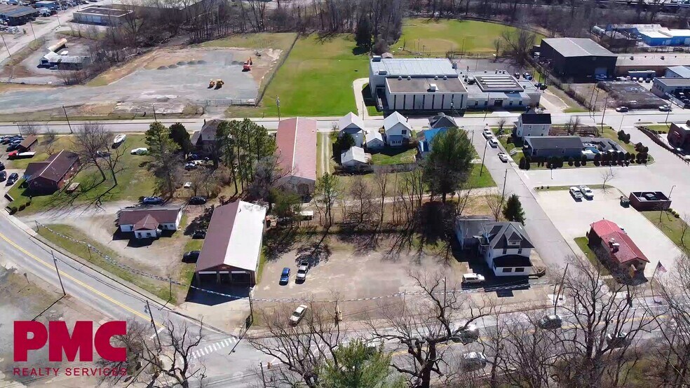 1128 7th St, Parkersburg, WV à vendre - Vidéo sur l’annonce professionnelle – Image 2 sur 19