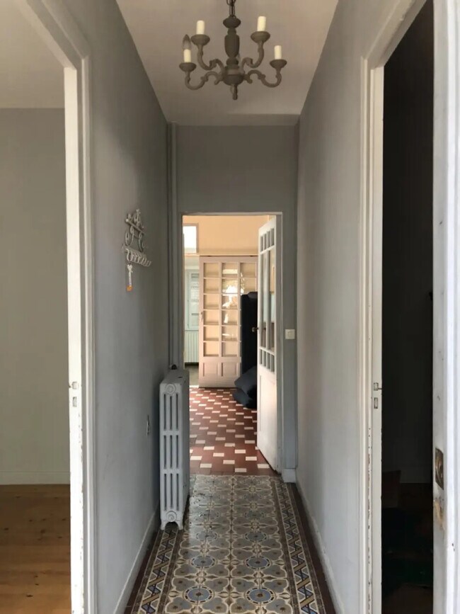 Plus de détails pour 9 Rue Des Girondins, Bordeaux - Bureau à louer