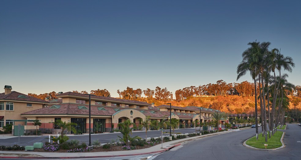 5533 Cancha de Golf, Rancho Santa Fe, CA à louer - Photo de l’immeuble – Image 3 sur 6