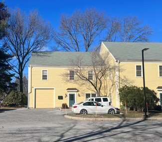 Plus de détails pour 54 Junction Square Dr, Concord, MA - Bureau à vendre