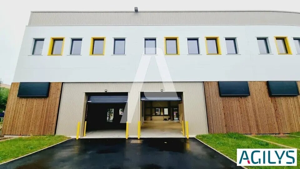 Local d’activités dans Fresnes à louer - Photo de l’immeuble – Image 3 sur 6