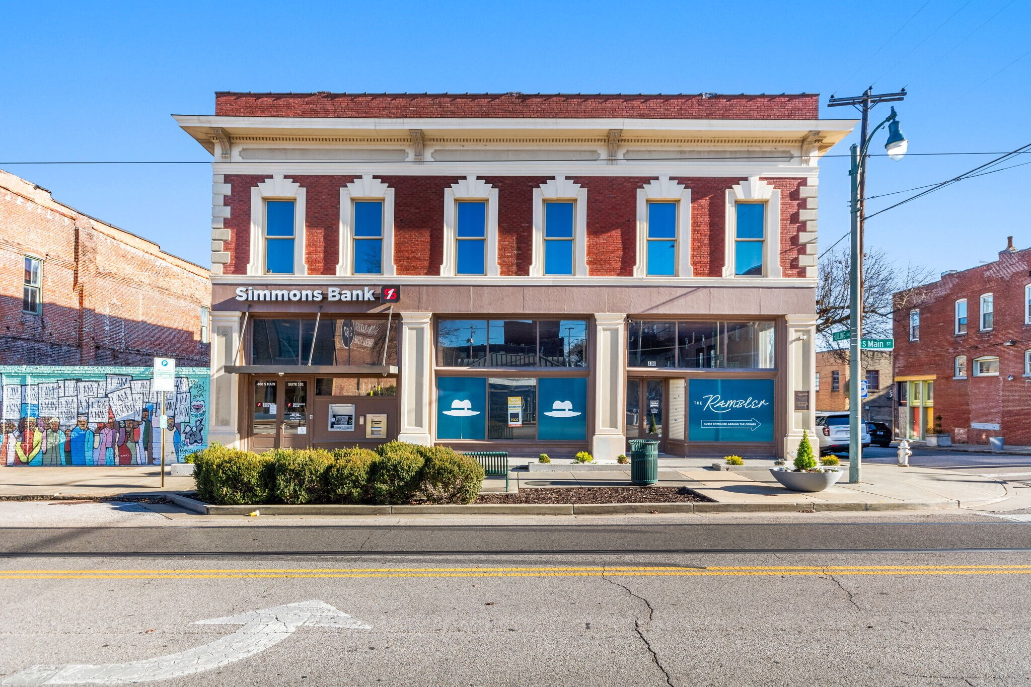 400 South Main Street, Memphis, TN à louer Photo de l’immeuble– Image 1 sur 8