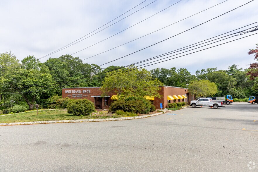 58 Dunham Rd, Beverly, MA à louer - Photo principale – Image 2 sur 3