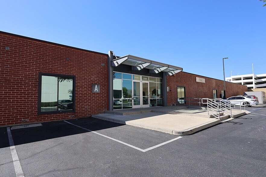 15148 Bledsoe St, Sylmar, CA à louer - Photo de l’immeuble – Image 1 sur 7