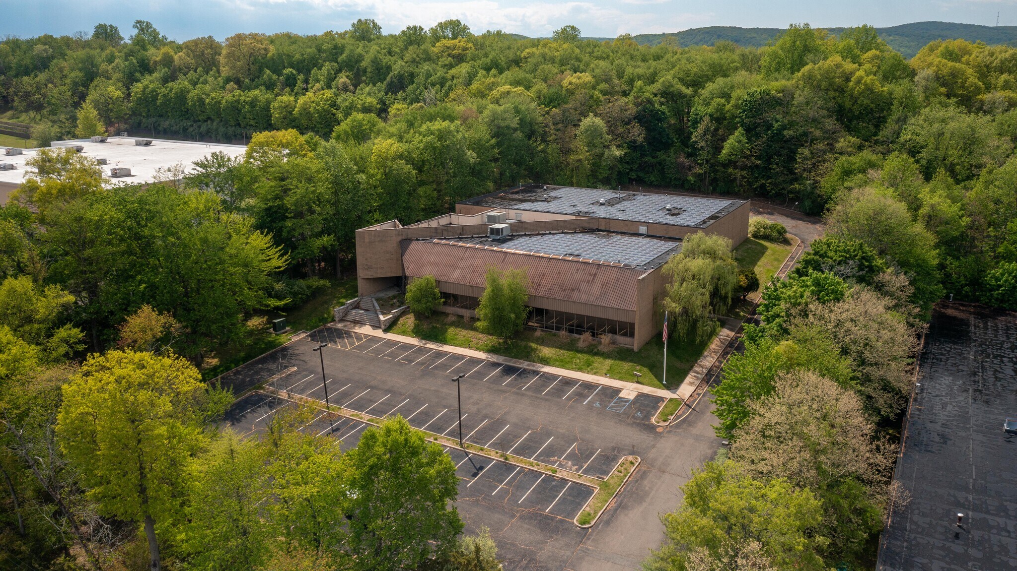 500 Corporate Dr, Mahwah, NJ à vendre Photo de l’immeuble– Image 1 sur 26