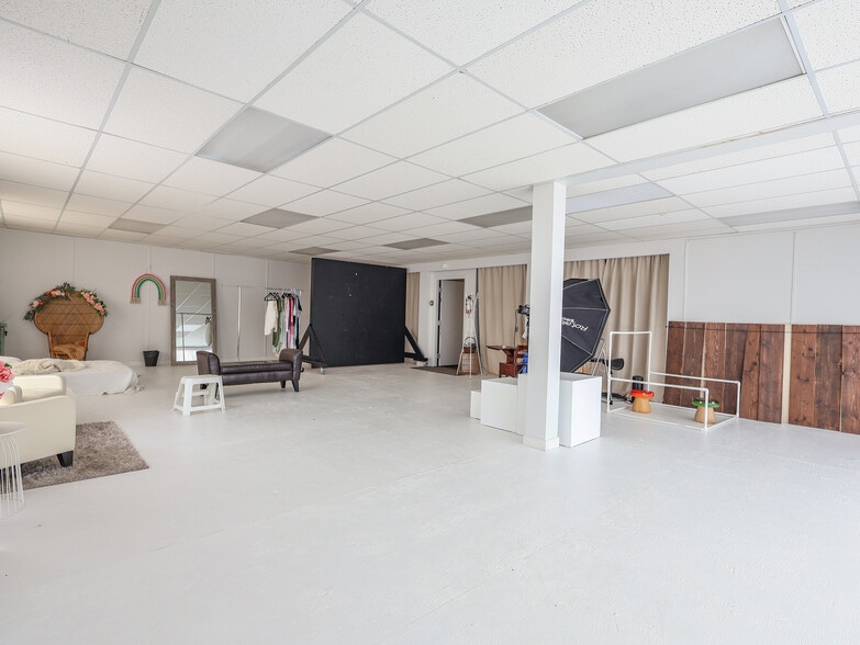 5002 50 st, Stettler, AB à vendre - Photo de l’immeuble – Image 3 sur 35