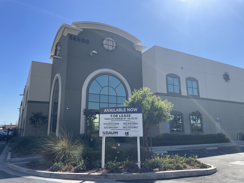 14868 Los Angeles St, Irwindale, CA à louer - Photo de l’immeuble – Image 1 sur 27