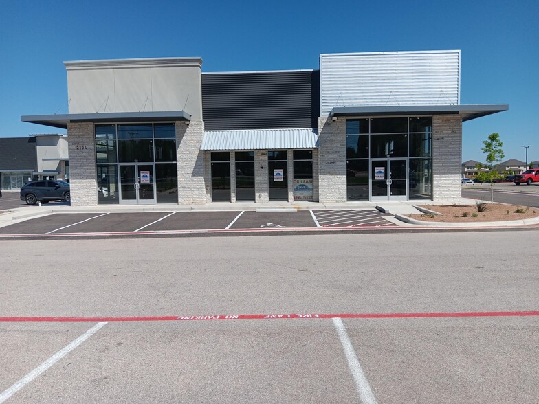 2104 Clear Creek Road, Killeen, TX à louer - Photo de l’immeuble – Image 1 sur 4