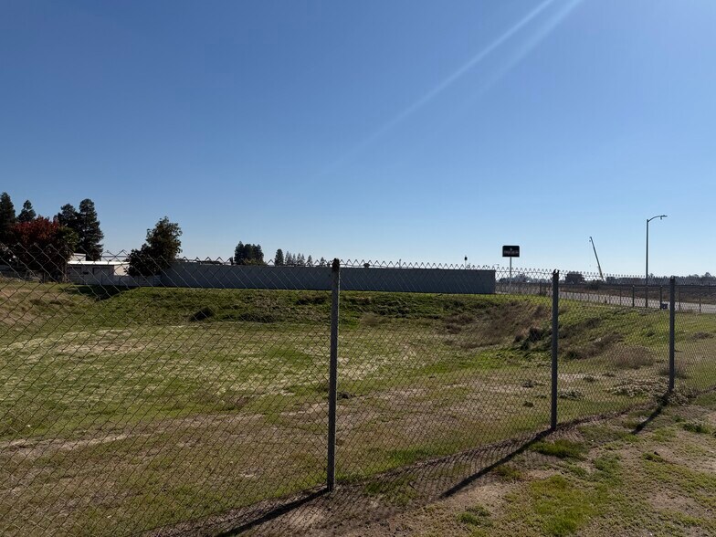 Cornelia Avenue, Fresno, CA à vendre - Photo principale – Image 1 sur 1