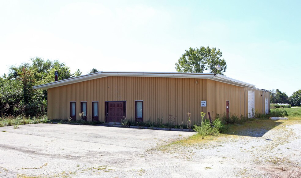 105 Tremont City Rd, Springfield, OH à vendre - Photo principale – Image 1 sur 2