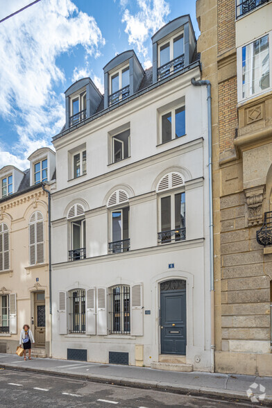 6 Rue Guillaume Tell, Paris à vendre - Photo principale – Image 1 sur 5