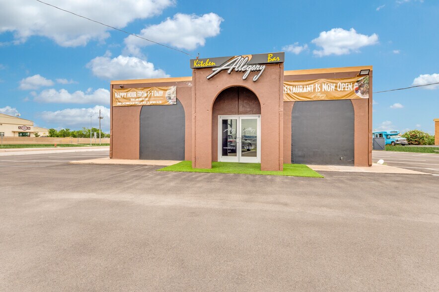 2601 W Jefferson St, Grand Prairie, TX à vendre - Photo de l’immeuble – Image 2 sur 25