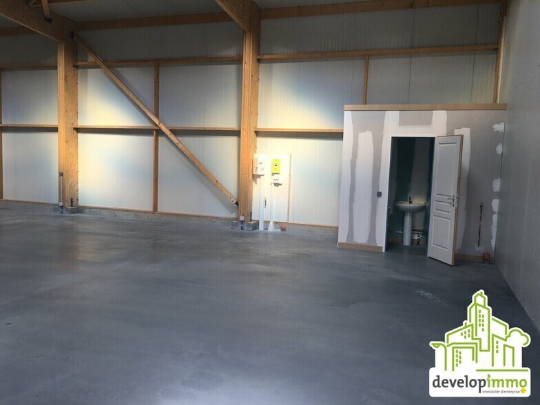 Local d’activités dans Blainville-sur-Orne à louer - Photo intérieure – Image 2 sur 4