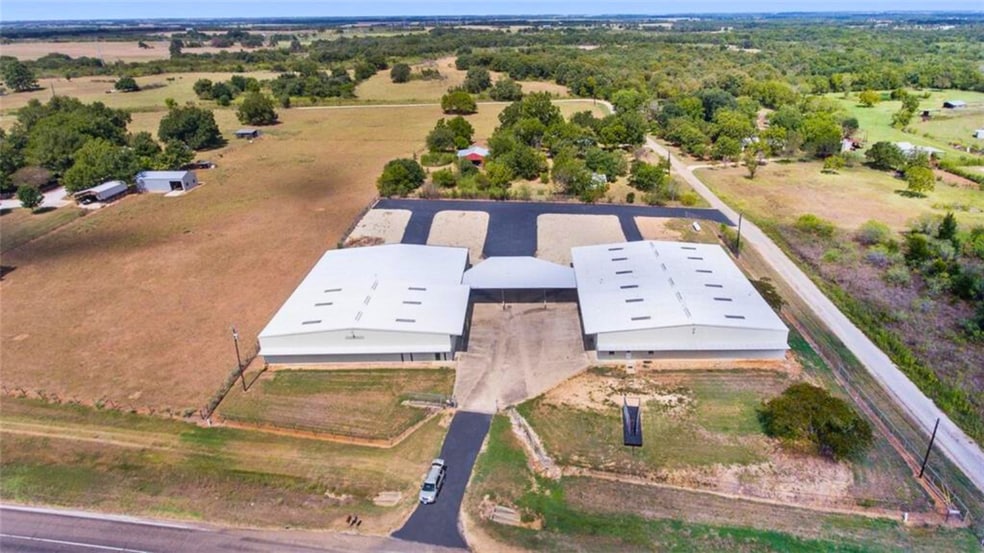 4146 W US Highway 79, Rockdale, TX à vendre - Photo de l’immeuble – Image 2 sur 25
