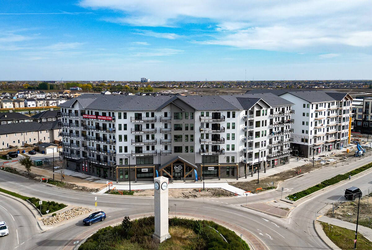 1500 Bison Dr, Winnipeg, MB à louer Photo de l’immeuble– Image 1 sur 12