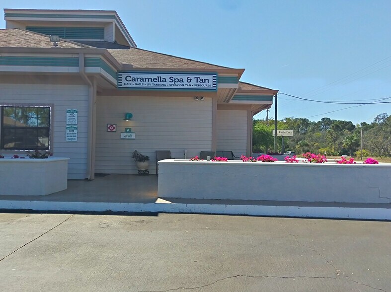 2625 Barna Ave, Titusville, FL à louer - Photo de l’immeuble – Image 2 sur 4