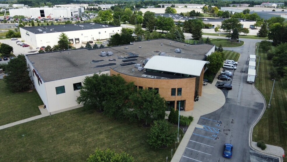 12000 Exit 5 Pky, Fishers, IN à vendre - Photo de l’immeuble – Image 3 sur 21