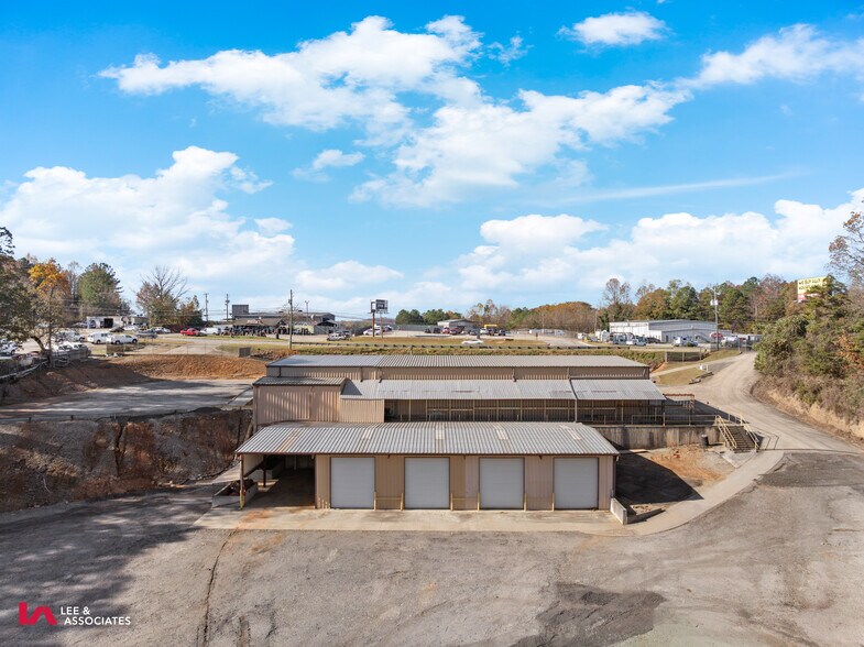 2177 Athens Hwy, Gainesville, GA à louer - Photo de l’immeuble – Image 1 sur 28