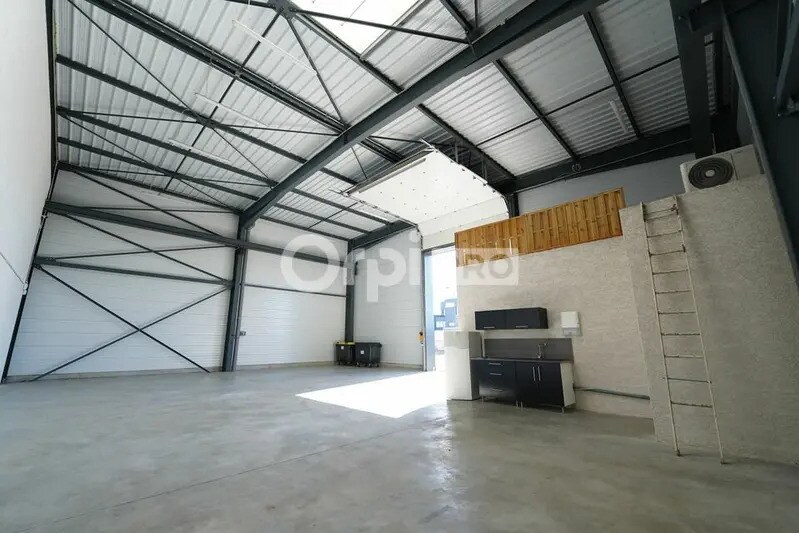 147 Rue De L'Aeropostale, Colombier-Saugnieu à louer - Photo intérieure – Image 3 sur 9