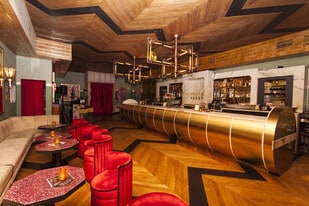 1638 N Cahuenga Blvd, Los Angeles CA - immobilier d'entreprise