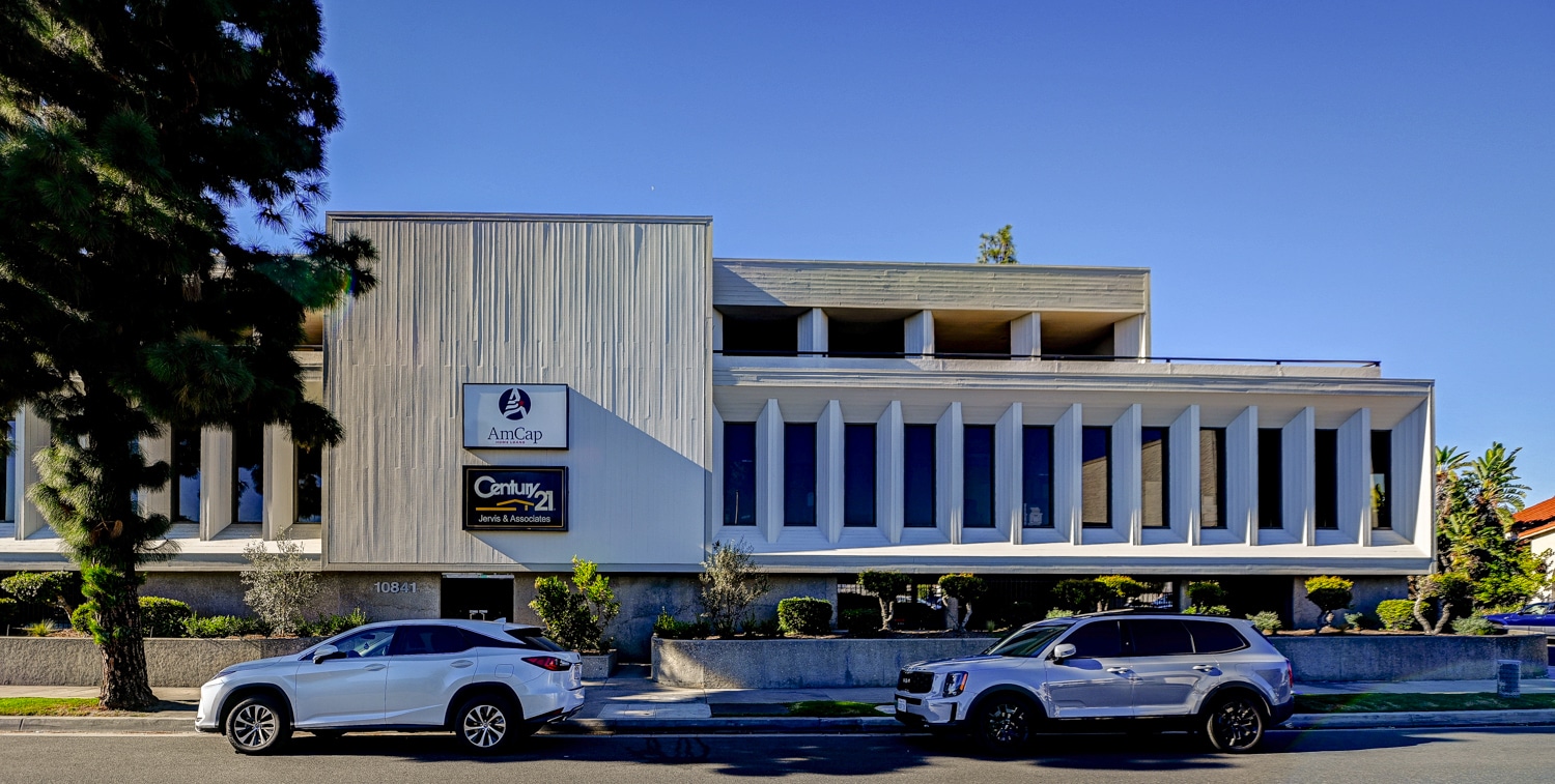 10841 Paramount Blvd, Downey, CA à louer Photo intérieure– Image 1 sur 26