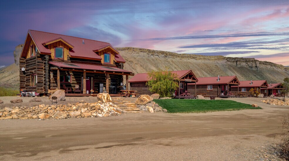 315 River Ln, Kremmling, CO à vendre - Photo de l’immeuble – Image 3 sur 10