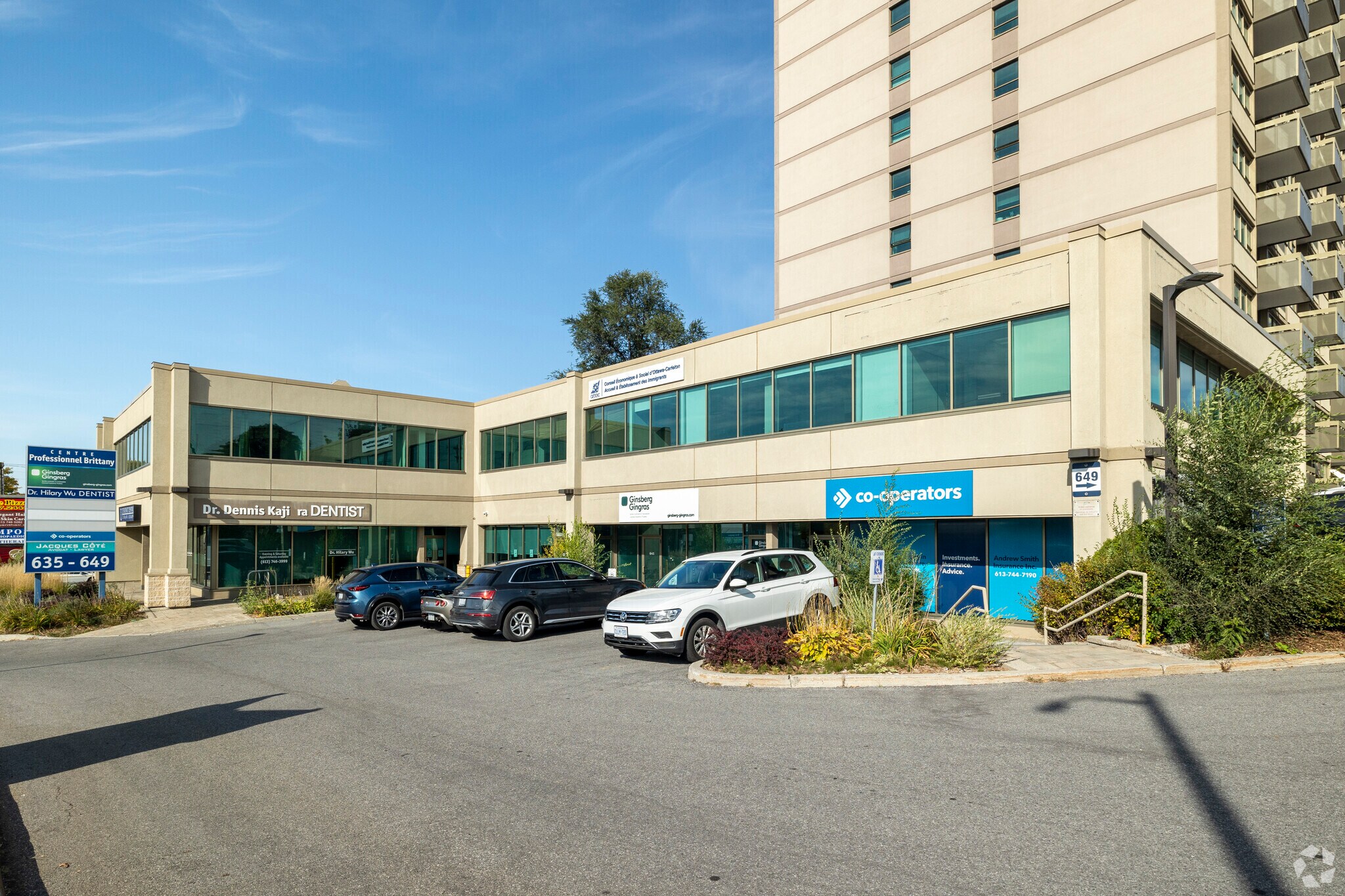 645-649 Montreal Rd, Ottawa, ON à louer Photo principale– Image 1 sur 2