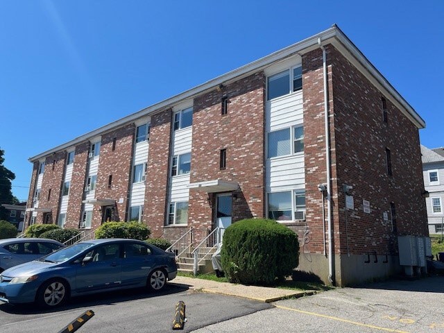 145 Garfield Ave, New London, CT à vendre - Photo de l’immeuble – Image 1 sur 5