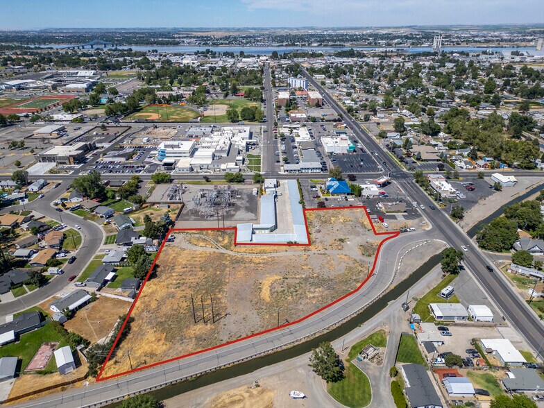 18 W 12th Pl, Kennewick, WA à vendre - Aérien – Image 2 sur 9
