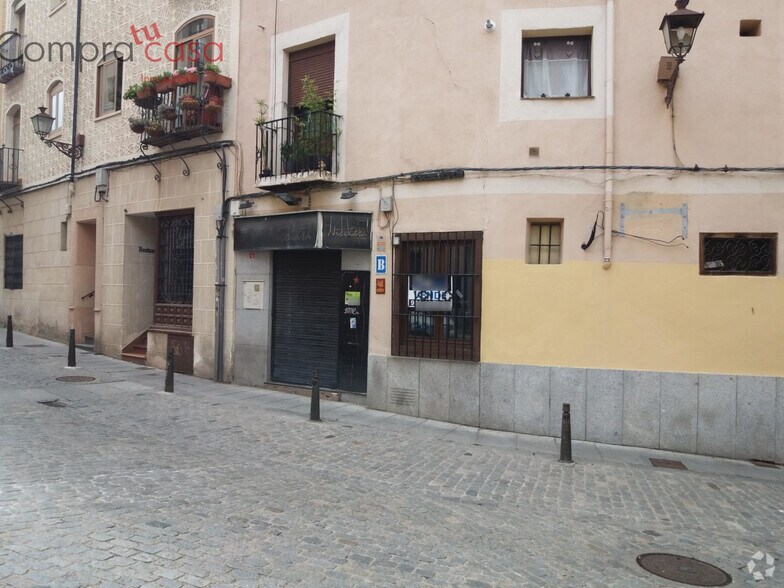Immeuble residentiel dans Segovia, Segovia à vendre - Photo intérieure – Image 1 sur 1