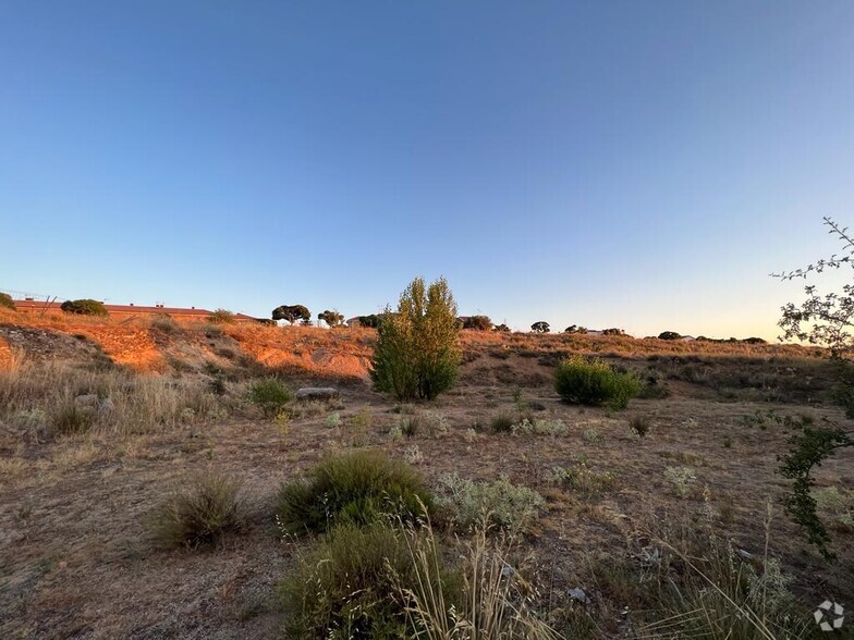Terrain dans Ávila, Ávila à vendre - Photo principale – Image 1 sur 9