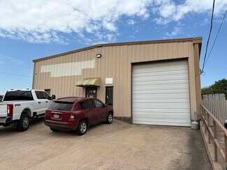 Plus de détails pour 2215 Solona St, Haltom City, TX - Industriel/Logistique à vendre