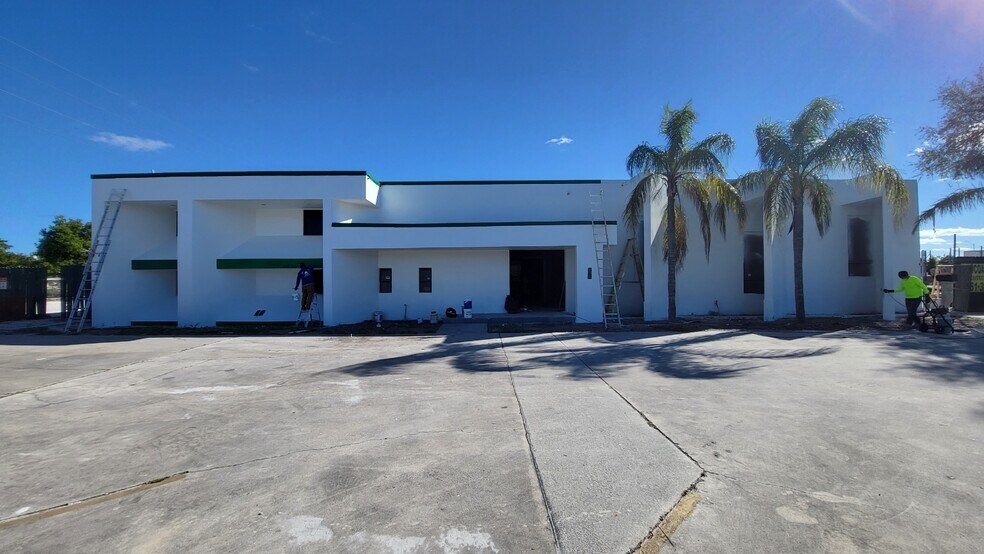 151 NW 18th Ave, Delray Beach, FL à vendre - Photo principale – Image 1 sur 8