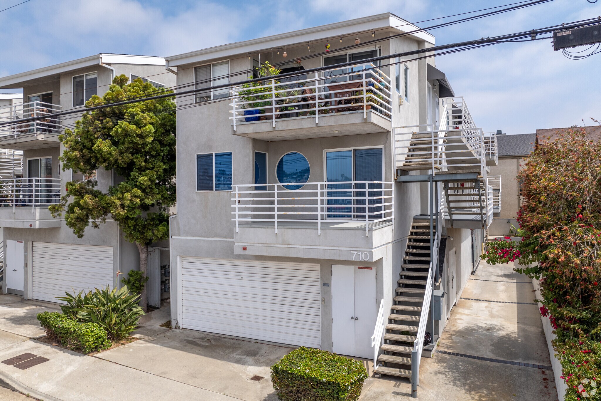 718 5th St, Hermosa Beach, CA à vendre Photo de l’immeuble– Image 1 sur 26
