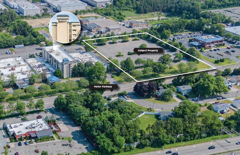 110 Motor Pky, Hauppauge, NY à vendre - Photo de l’immeuble – Image 1 sur 4