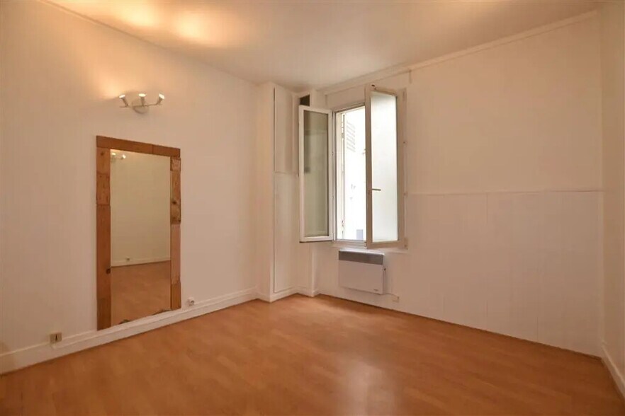 Bureau dans Paris à louer - Photo de l’immeuble – Image 3 sur 8