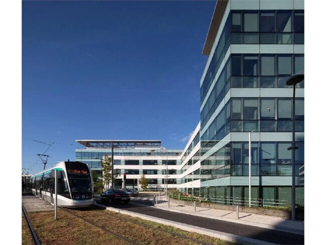 Plus de détails pour 3 Rue Saarinen, Rungis - Bureau à louer