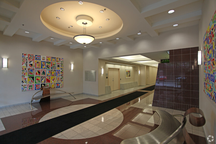 1040 Park Ave, Baltimore, MD à louer - Hall d’entrée – Image 3 sur 7