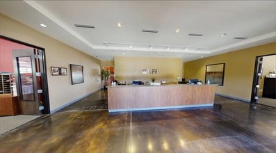 17100 N 67th Ave, Glendale, AZ à vendre Photo intérieure– Image 1 sur 5
