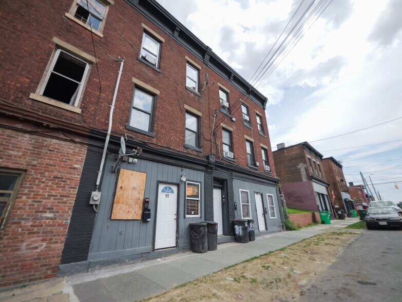 81 William St, Newburgh, NY à vendre - Photo de l’immeuble – Image 2 sur 35